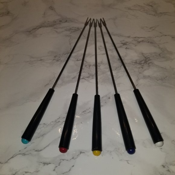 Sierra Swissmar Cast Iron Fondue Set in Deep Blue - Picture 3 of 11